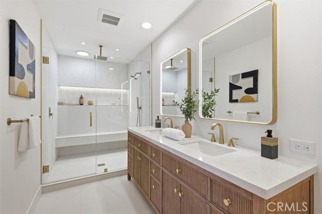 1210 Los Altos, Long Beach, CA 90815