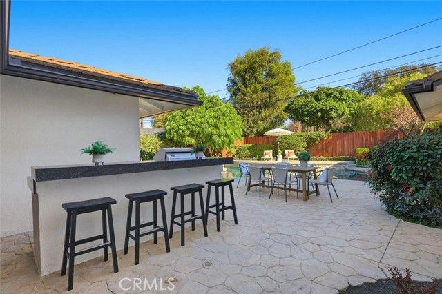 1210 Los Altos, Long Beach, CA 90815