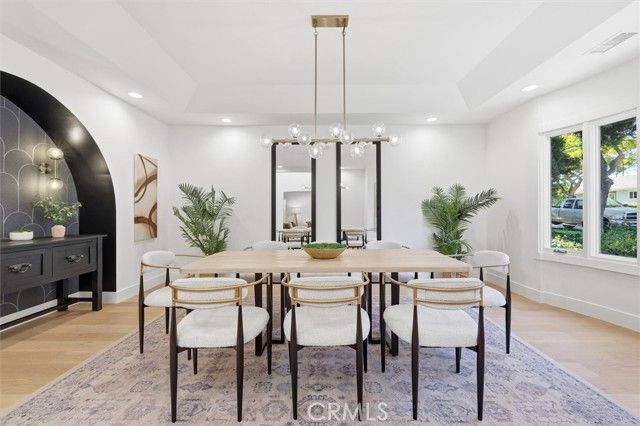 1210 Los Altos, Long Beach, CA 90815