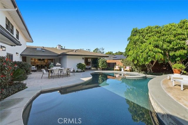 1210 Los Altos, Long Beach, CA 90815