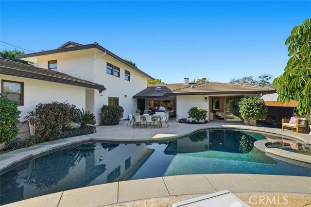 1210 Los Altos, Long Beach, CA 90815