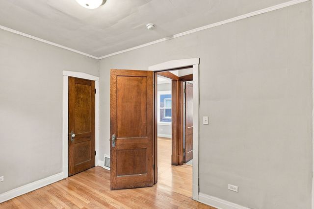 1806 Harvey Avenue, Berwyn, IL 60402