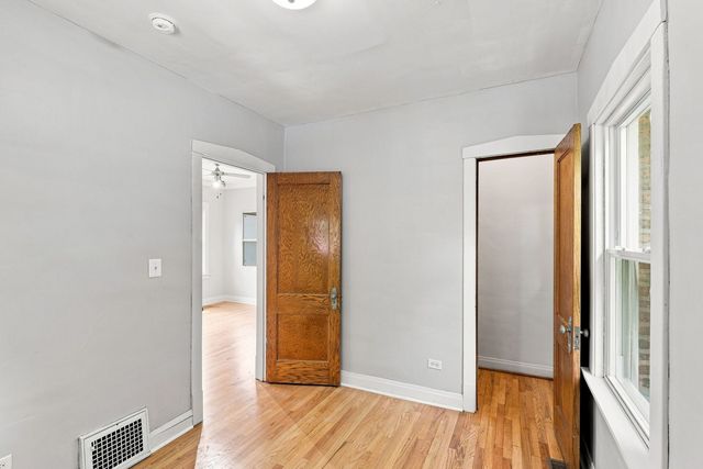 1806 Harvey Avenue, Berwyn, IL 60402