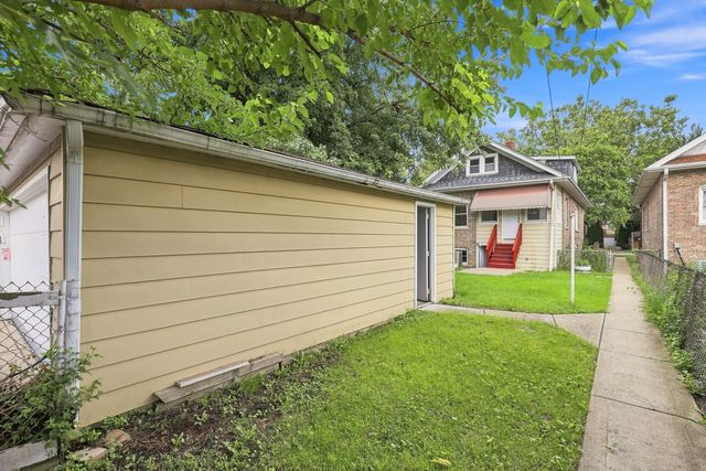 1806 Harvey Avenue, Berwyn, IL 60402