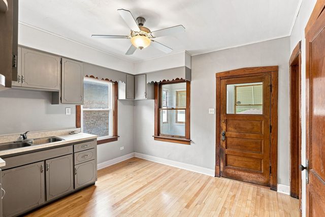 1806 Harvey Avenue, Berwyn, IL 60402