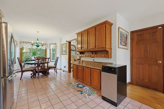 29 Tiffany Dr, Randolph, MA 02368