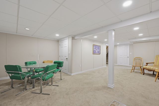 29 Tiffany Dr, Randolph, MA 02368