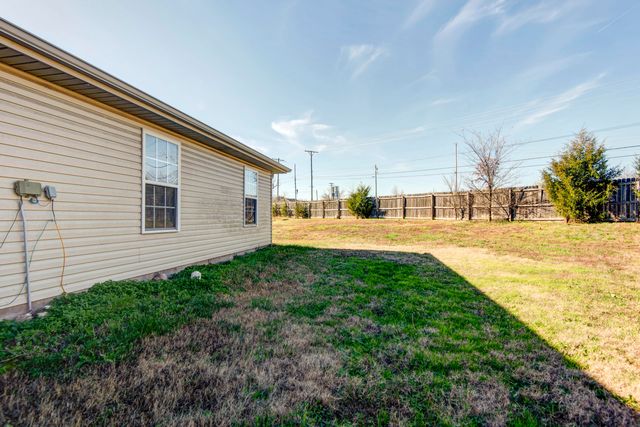 170 Proverbs Court, Forsyth, MO 65653