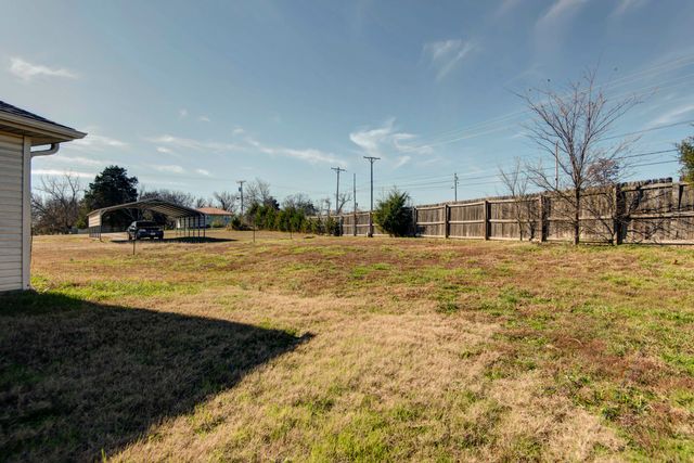 170 Proverbs Court, Forsyth, MO 65653