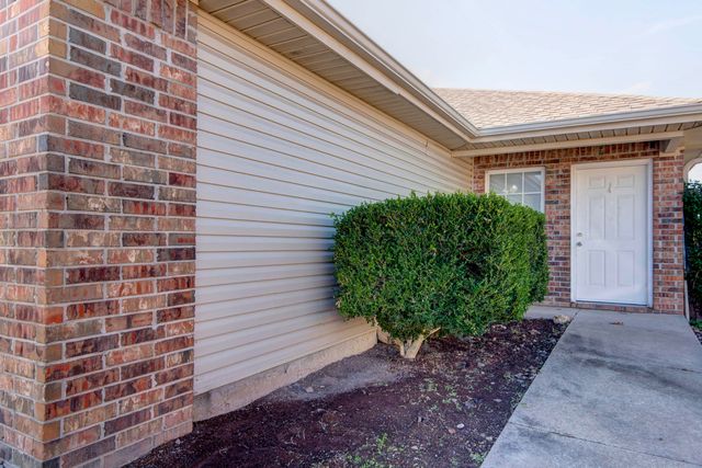 170 Proverbs Court, Forsyth, MO 65653