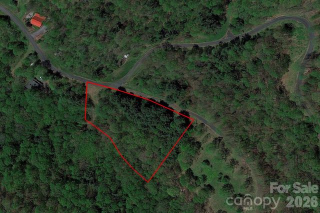 00000 Apple Farm Road, Bakersville, NC 28705