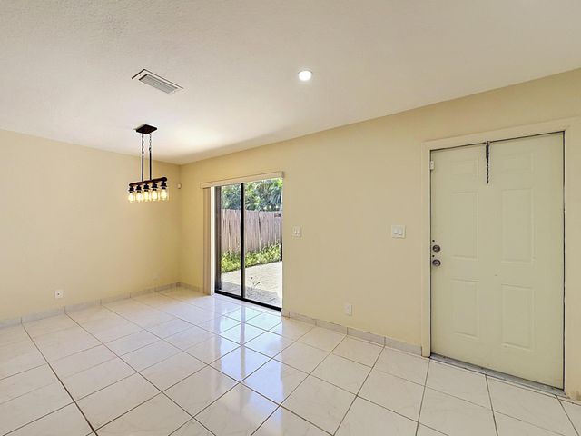 4644 Cherry Road, West Palm Beach, FL 33417