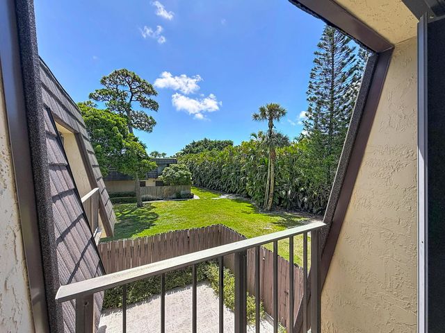 4644 Cherry Road, West Palm Beach, FL 33417