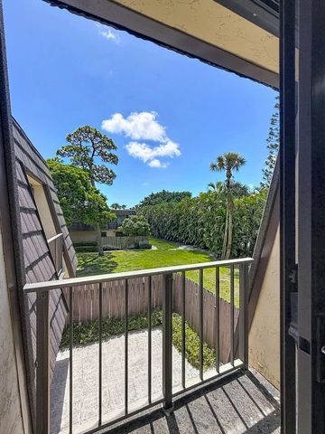 4644 Cherry Road, West Palm Beach, FL 33417