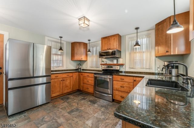 171 Route627, Pohatcong Twp., NJ 08865