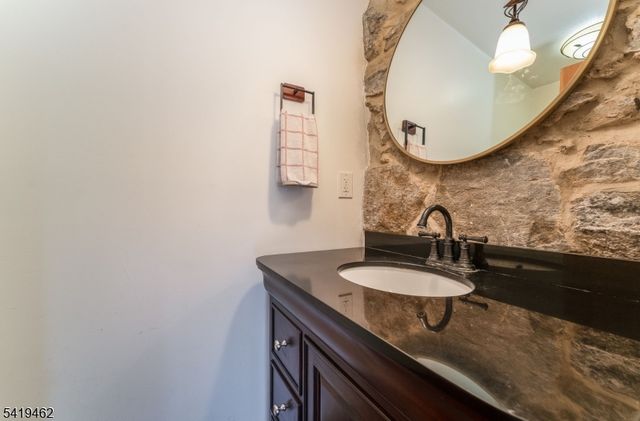 171 Route627, Pohatcong Twp., NJ 08865