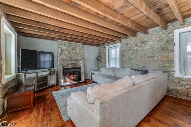 171 Route627, Pohatcong Twp., NJ 08865