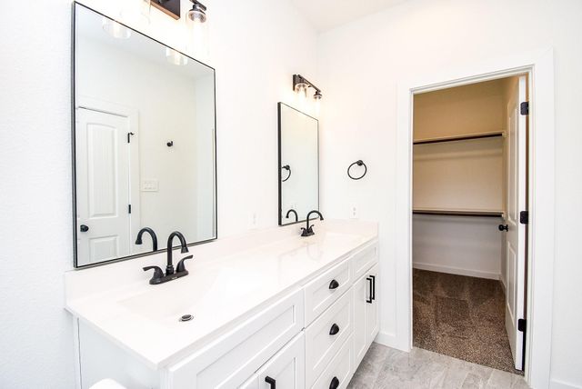 6828 Liverpool Street, Houston, TX 77021
