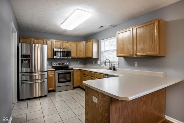 11588 Wildflower Court, Fishers, IN 46038