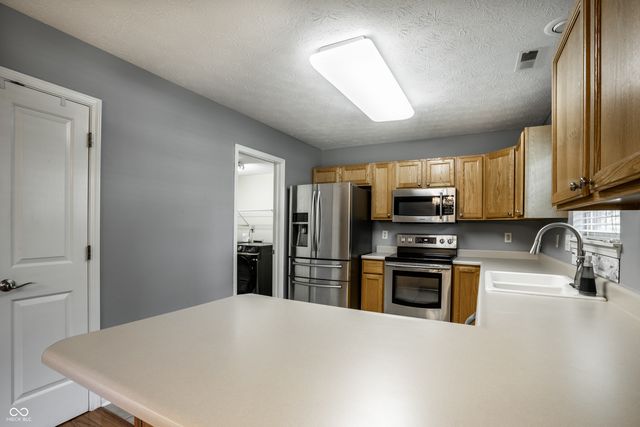 11588 Wildflower Court, Fishers, IN 46038