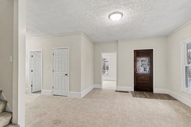 1607 E Michigan Avenue, Kalamazoo City, MI 49048