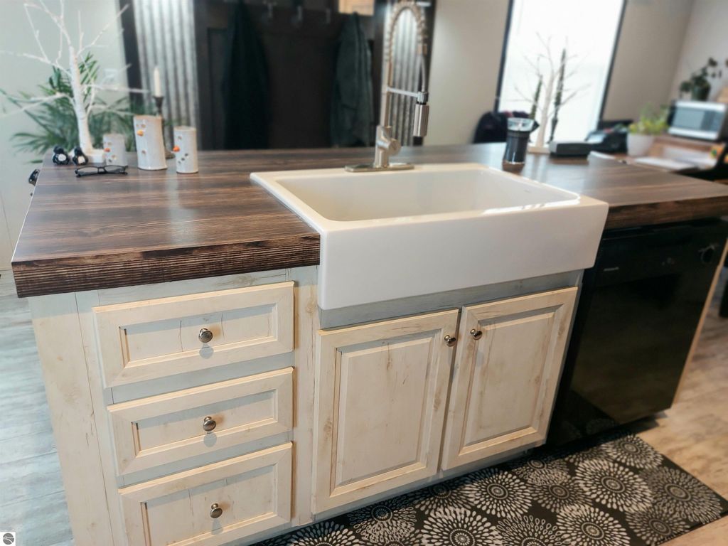 Image 17 of property listing at 4096 Chicory Lane, Traverse City, MI 49685