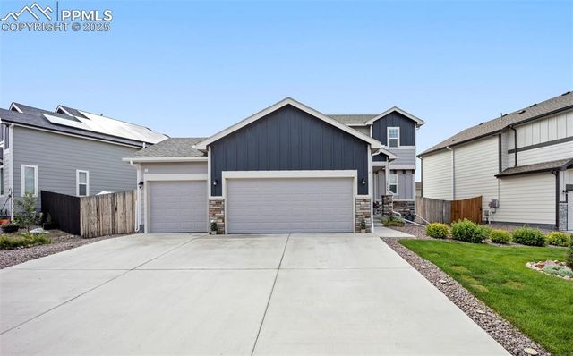 9949 Castor Drive, Colorado Springs, CO 80925