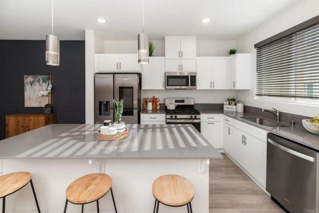 5232 Beachfront 71, San Diego, CA 92154