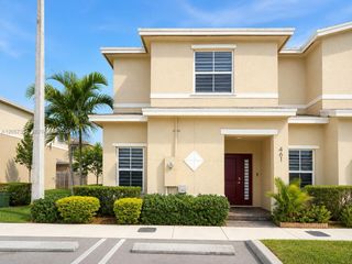 461 NE 5th Way 461, Florida City, FL 33034