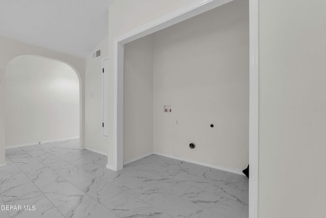 845 NITA FAY Drive, El Paso, TX 79912