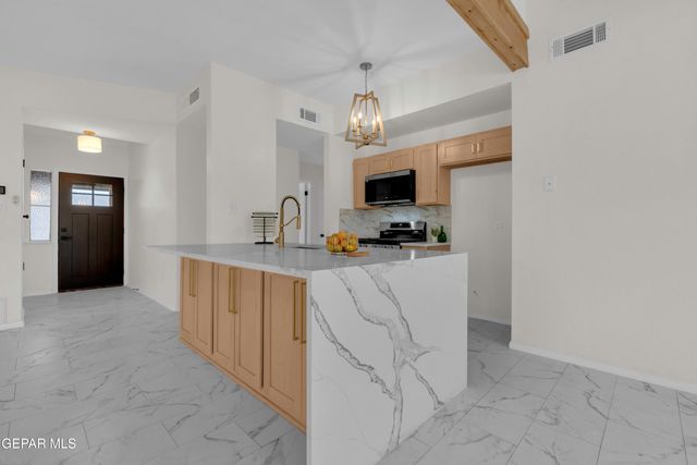 845 NITA FAY Drive, El Paso, TX 79912