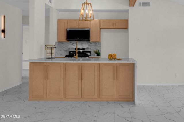 845 NITA FAY Drive, El Paso, TX 79912