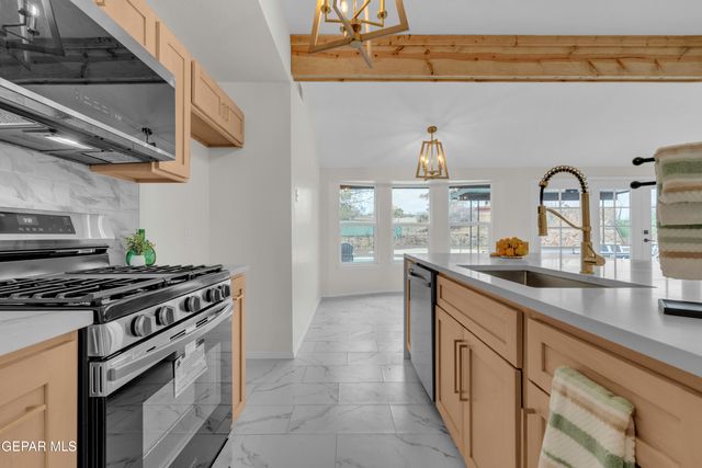 845 NITA FAY Drive, El Paso, TX 79912