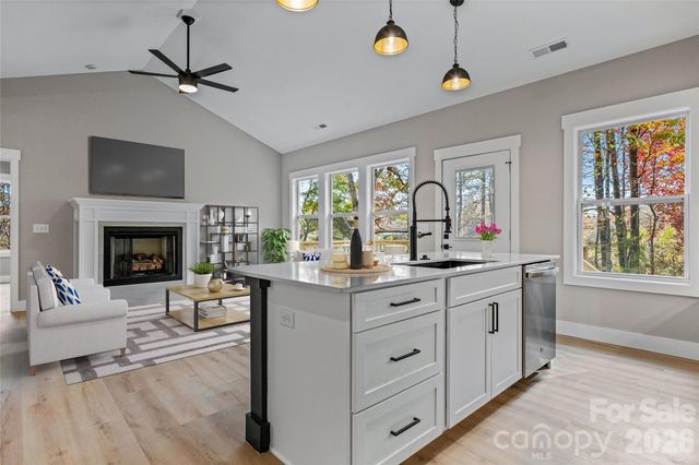 459 Waters Road, Hendersonville, NC 28792