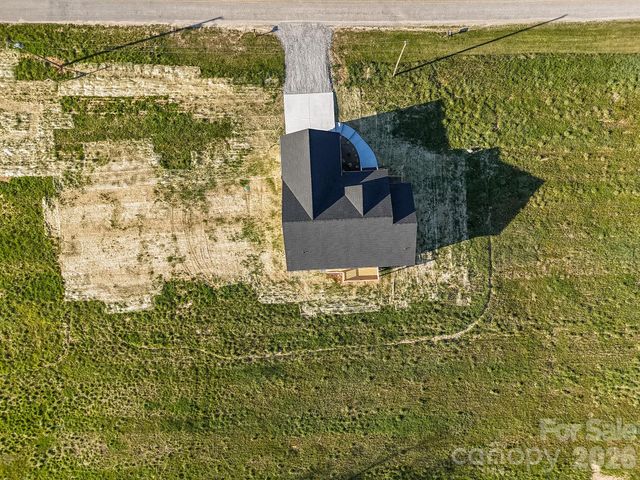 459 Waters Road, Hendersonville, NC 28792