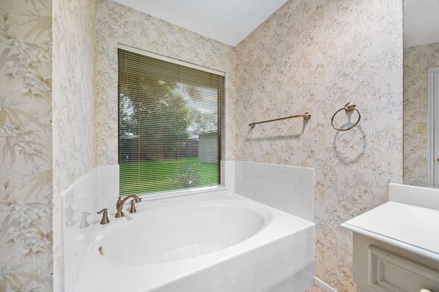 9907 Sagegreen Drive, Houston, TX 77089