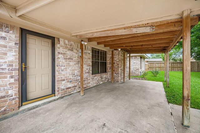 9907 Sagegreen Drive, Houston, TX 77089