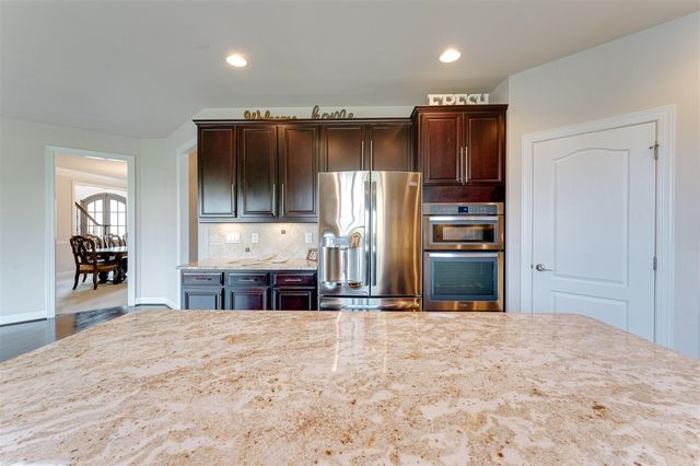 17486 Crestbrook Drive, Northville, MI 48168