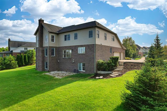 17486 Crestbrook Drive, Northville, MI 48168