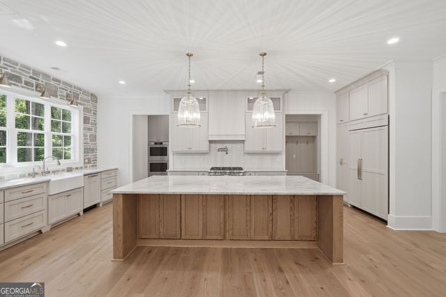 82 Ridgetop Court, Dawsonville, GA 30534