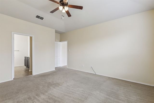 2030 Abbey Road, Heartland, TX 75126