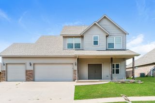 11232 NW 101st Street, Yukon, OK 73099