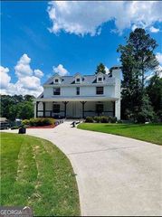 3168 Sewell Mill Road, Marietta, GA 30062