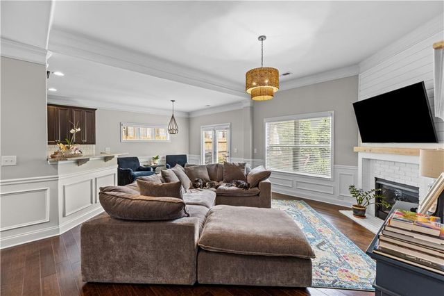 2 Canterbury Walk SE, Cartersville, GA 30120