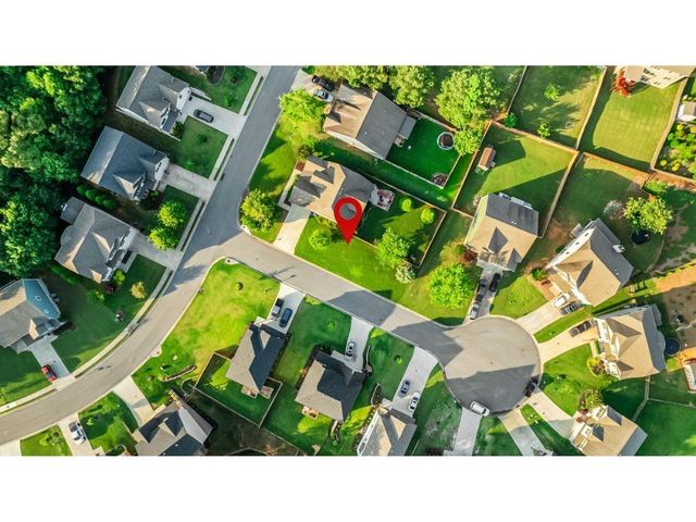 2 Canterbury Walk SE, Cartersville, GA 30120