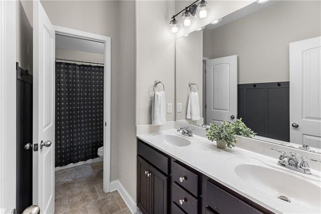 2 Canterbury Walk SE, Cartersville, GA 30120