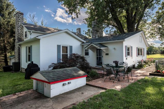 650 Delaney Ferry Road, Versailles, KY 40383