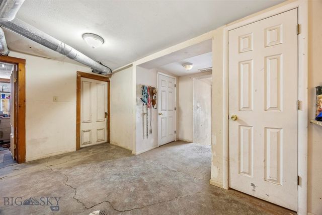 34 E Center, Walkerville, MT 59701