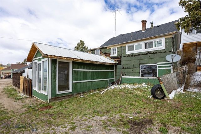 34 E Center, Walkerville, MT 59701
