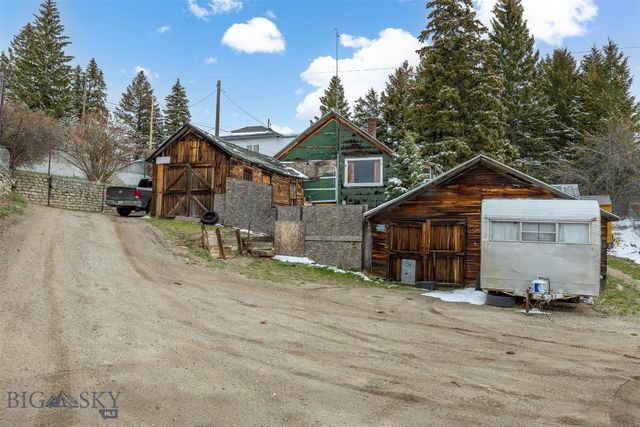 34 E Center, Walkerville, MT 59701